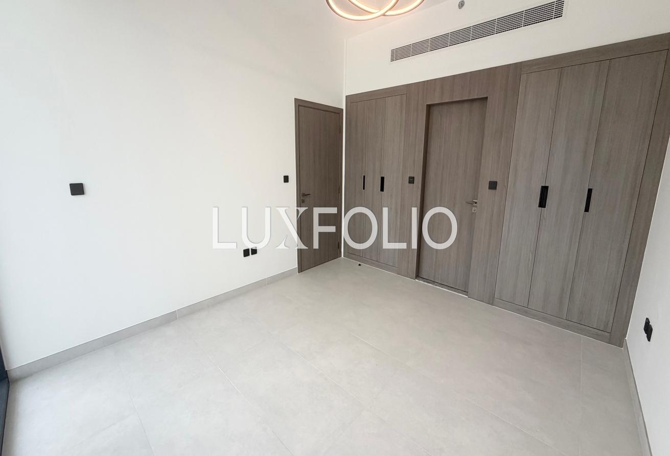 Chiller Free | Large Layout | Vacant Now photo 14