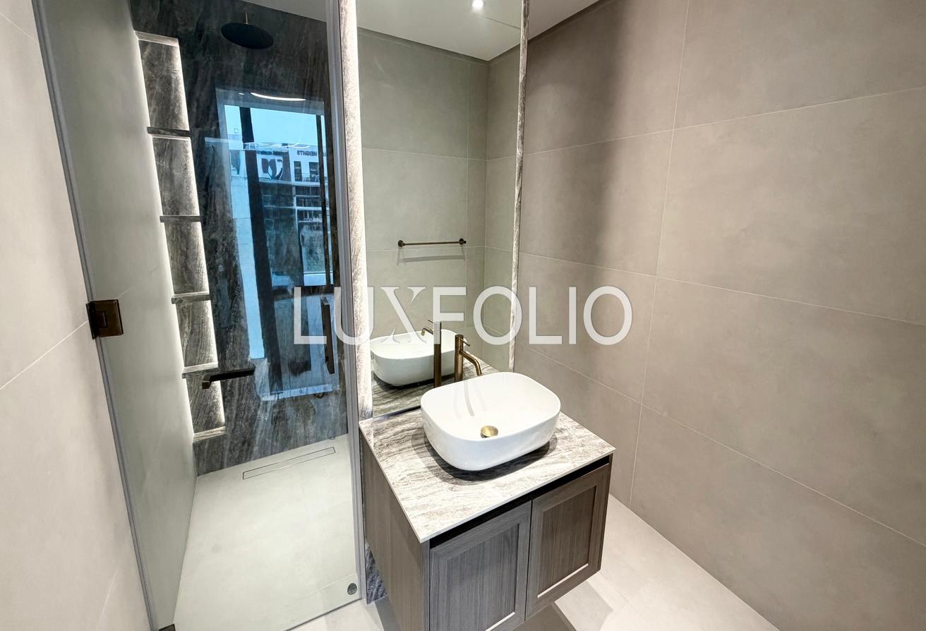 Chiller Free | Large Layout | Vacant Now photo 17
