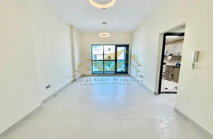 Apartment - 2 Bedrooms - 3 Bathrooms for rent in Jumeirah Garden City - Al Satwa - Dubai