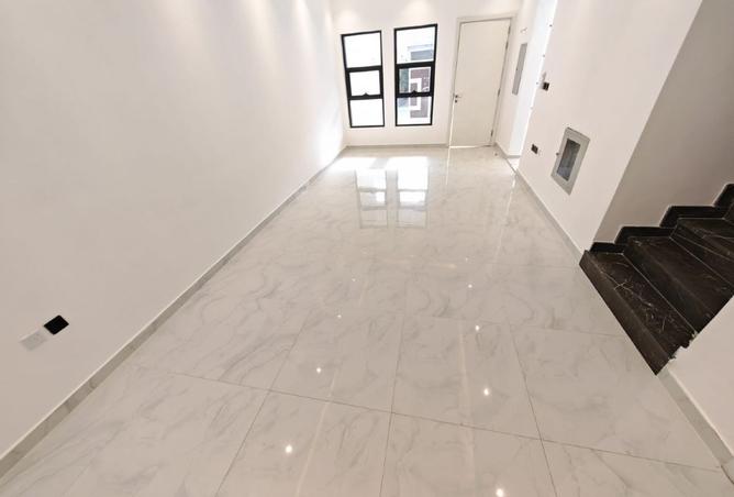 137427892 - Property Main Image