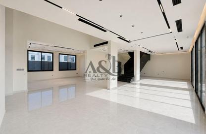 Villa - 4 Bedrooms - 6 Bathrooms for rent in Nad Al Sheba Villas - Nad Al Sheba 3 - Nad Al Sheba - Dubai Villa - 4 Bedrooms - 6 Bathrooms for rent in Nad Al Sheba Villas - Nad Al Sheba 3 - Nad Al Sheba - Dubai