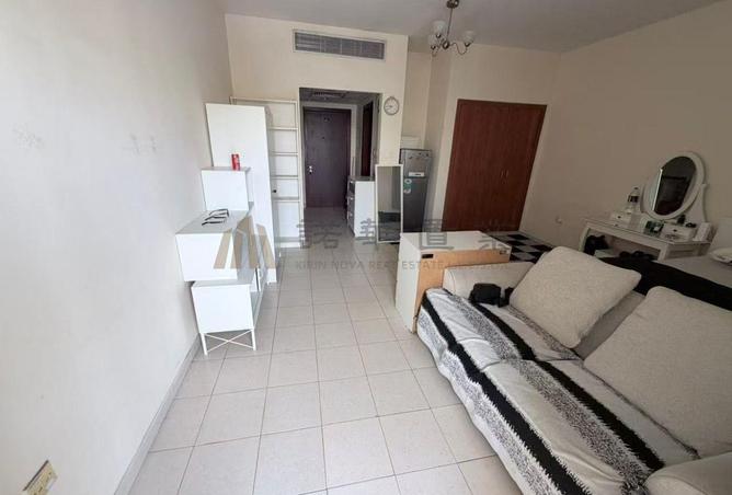 100850298 - Property Image 2