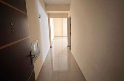 Apartment - Studio - 1 Bathroom for rent in Al Majaz 3 - Al Majaz - Sharjah Apartment - Studio - 1 Bathroom for rent in Al Majaz 3 - Al Majaz - Sharjah