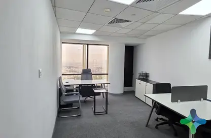 Co-working space - Studio - 4 Bathrooms for rent in Twin Tower - Baniyas Road - Deira - Dubai