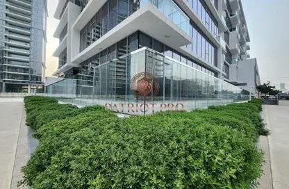 شقة - 3 غرف نوم - 5 حمامات للايجار في ريزيدنس ٨ - المنطقة وان - مدينة الشيخ محمد بن راشد - دبي