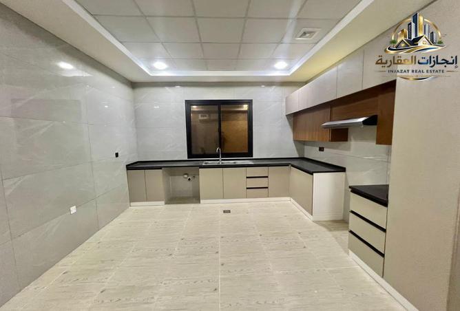 111863320 - Property Image 2