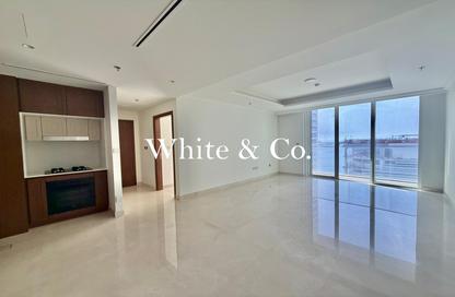 Apartment - 1 Bedroom - 1 Bathroom for sale in Palace Beach Residence Tower 1 - Palace Beach Residence - Emaar Beachfront - Dubai Harbour - Dubai
