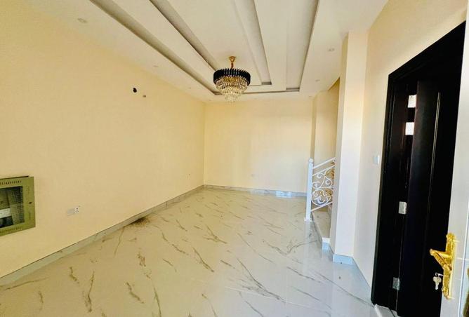 106848379 - Property Image 2