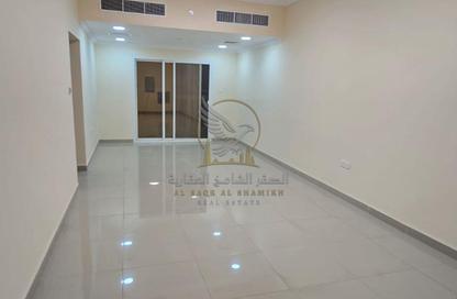 Apartment - 2 - 3 for rent in Al Jurf 3 - Al Jurf - Ajman