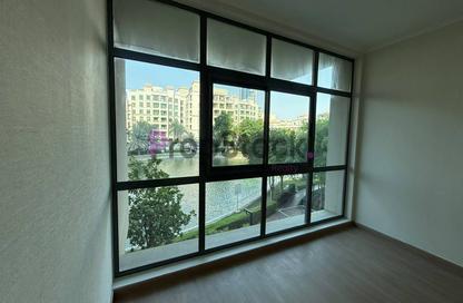 Apartment - 1 - 2 for rent in The Links Canal Apartments - The Links - The Views - Dubai