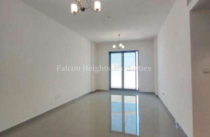 Apartment - 1 Bedroom - 2 Bathrooms for rent in Emerald Avenue - Al Warqa'a 1 - Al Warqa'a - Dubai Apartment - 1 Bedroom - 2 Bathrooms for rent in Emerald Avenue - Al Warqa'a 1 - Al Warqa'a - Dubai