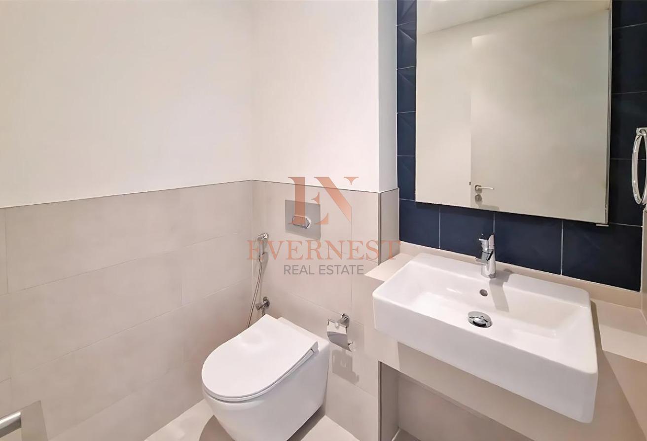 Spacious 4 BHK | Corner Unit | Near Kids Play Area photo 24