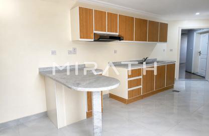 Apartment - 1 - 2 for rent in Golden Sands 12 - Al Mankhool - Bur Dubai - Dubai Apartment - 1 - 2 for rent in Golden Sands 12 - Al Mankhool - Bur Dubai - Dubai
