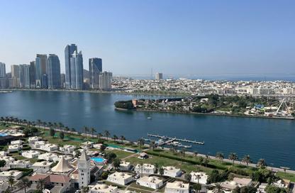 Apartment - 4 - 4 for sale in Al Majaz 1 - Al Majaz - Sharjah