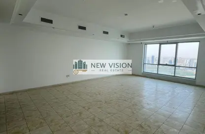 Apartment - 2 Bedrooms - 3 Bathrooms for rent in Al Dana Tower - Al Majaz 3 - Al Majaz - Sharjah