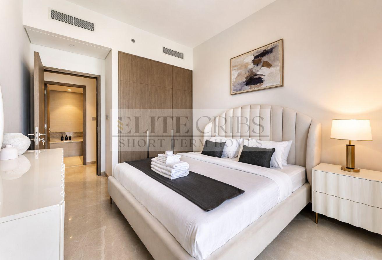 Elegant 2BR Retreat with Burj Khalifa Views GRANDE photo 12