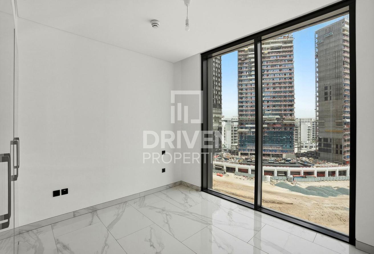 Prime Location | Corner Unit | Partial Burj View photo 10