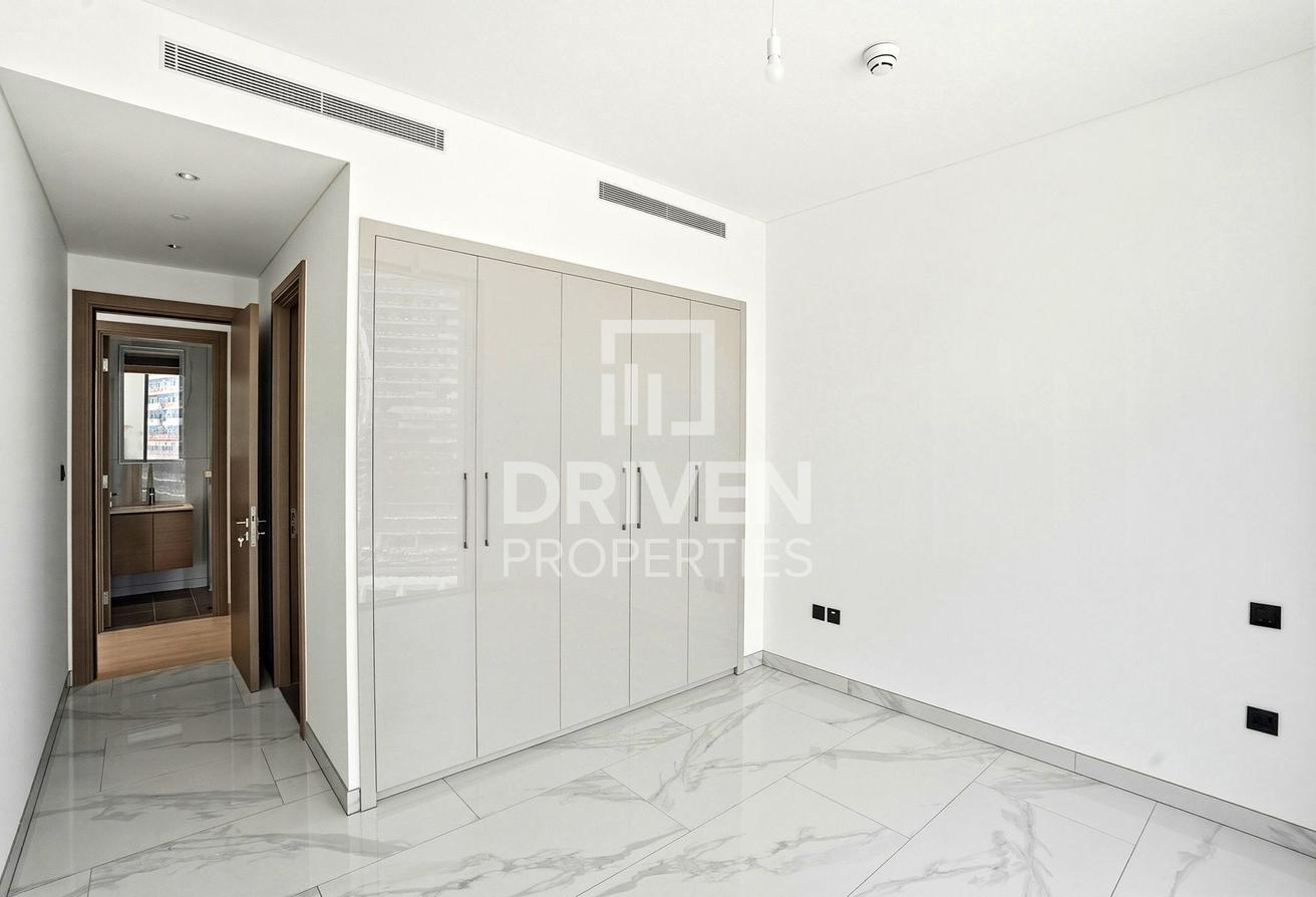 Prime Location | Corner Unit | Partial Burj View photo 12