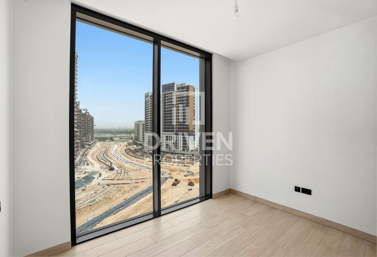 Prime Location | Corner Unit | Partial Burj View photo 15