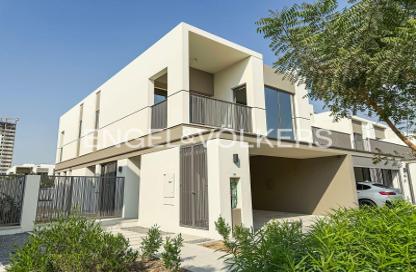Villa - 4 Bedrooms - 5 Bathrooms for rent in Aura Gardens - Tilal Al Ghaf - Dubai