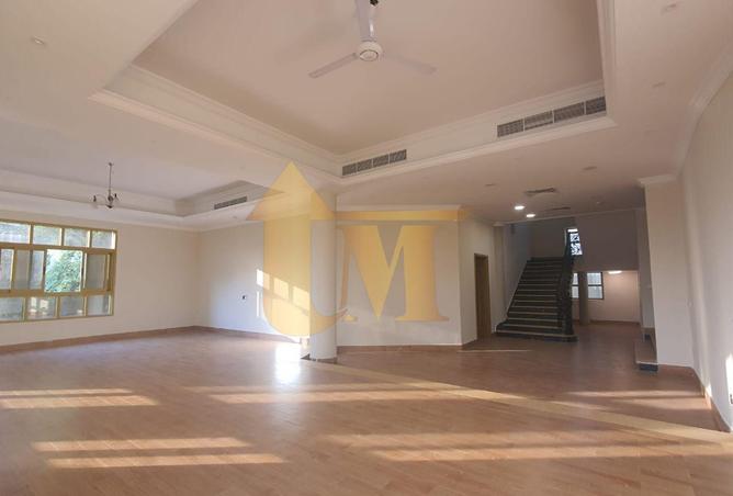 54004265 - Property Image 3