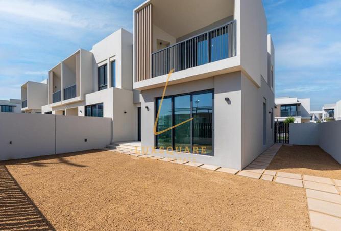 109054105 - Property Main Image