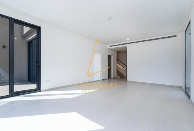 109054105 - Property Image 2