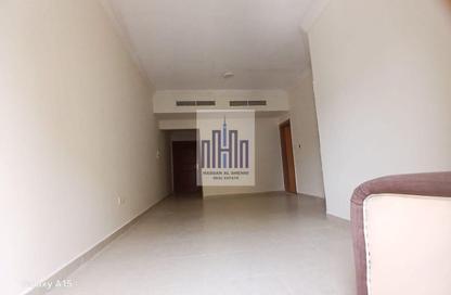 Apartment - 1 Bedroom - 2 Bathrooms for rent in Muwaileh - Sharjah