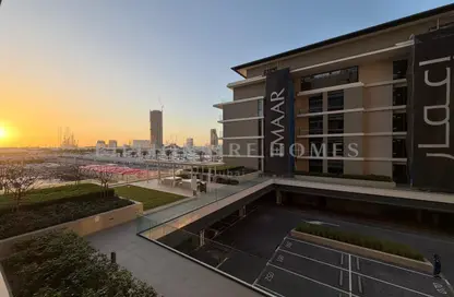 Apartment - 1 Bedroom - 1 Bathroom for sale in Seagate Building 1 - Seagate - Mina Rashid - Dubai