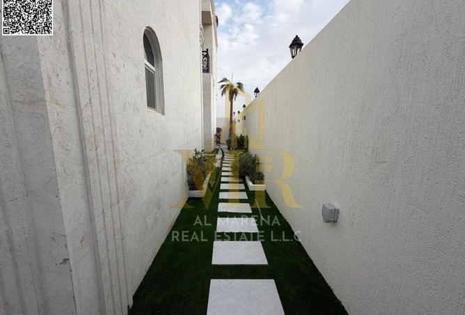 78595273 - Property Image 3