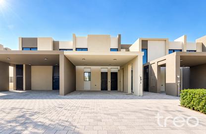 Villa - 3 - 4 for rent in La Violeta 2 - La Violeta - Villanova - Dubai