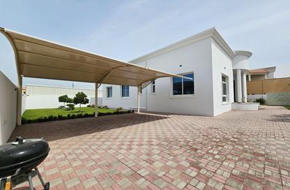 Villa - 4 - 6 for rent in Al Quoz 2 - Al Quoz - Dubai
