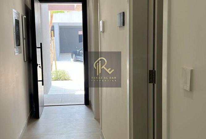 63652175 - Property Image 2