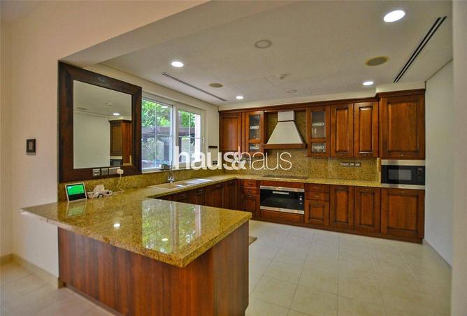 74619475 - Property Image 2