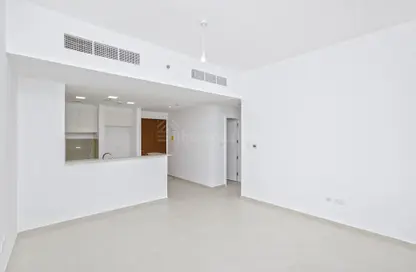 Apartment - 3 Bedrooms - 4 Bathrooms for rent in Zahra Apartments 1A - Zahra Apartments 1 - Zahra Apartments - Town Square - Dubai