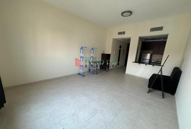 80696307 - Property Image 3