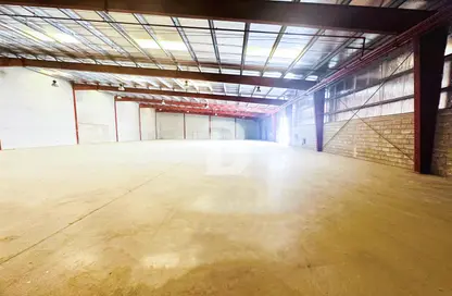 Warehouse - Studio for rent in Industrial Zone - Dubai Industrial City - Dubai