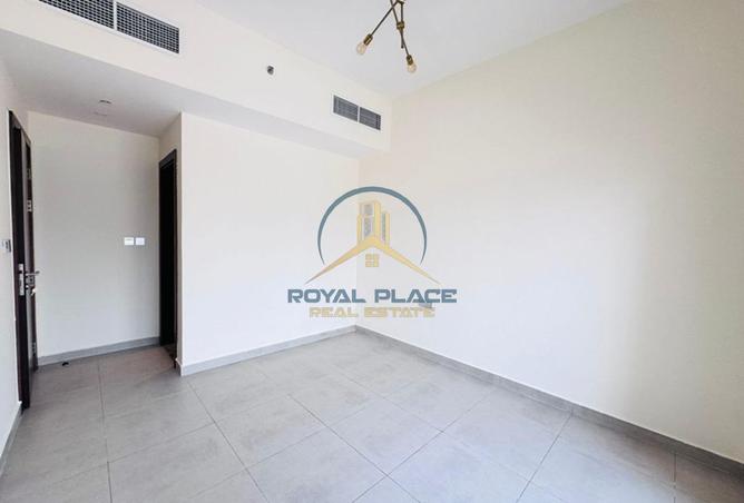 73850746 - Property Image 3