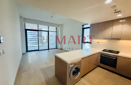 Apartment - 2 Bedrooms - 2 Bathrooms for rent in Azizi Riviera Beachfront Tower A - Azizi Riviera Beachfront - Azizi Riviera - Meydan One - Meydan - Dubai