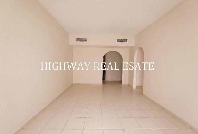 132021408 - Property Image 2