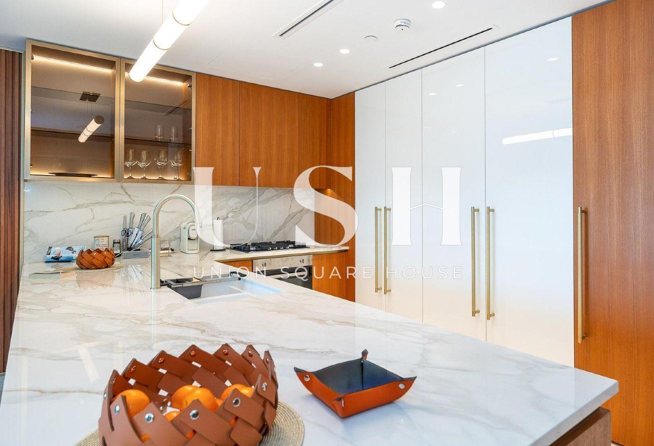 Luxury Furnished | Sea View | Beachfront Living photo 12