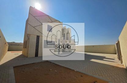 Villa - 6 Bedrooms - 7+ Bathrooms for sale in Seih Al Uraibi - Ras Al Khaimah