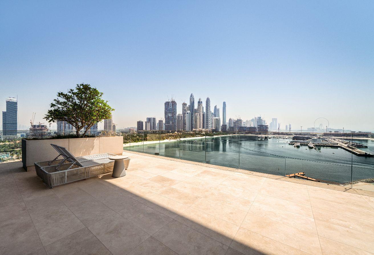 4-bedroom Luxury Residence | Fully furnished photo 18