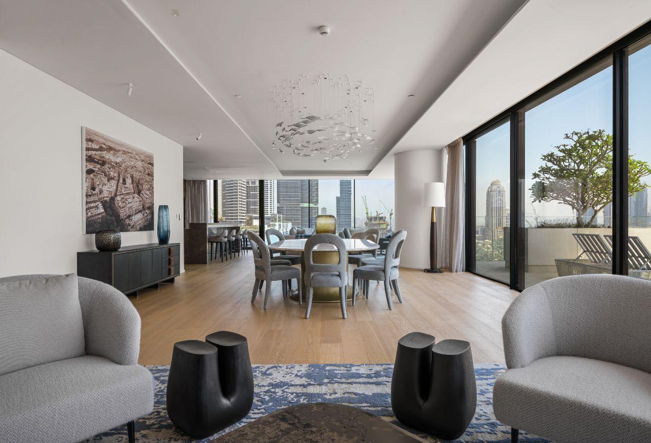 4-bedroom Luxury Residence | Fully furnished photo 2