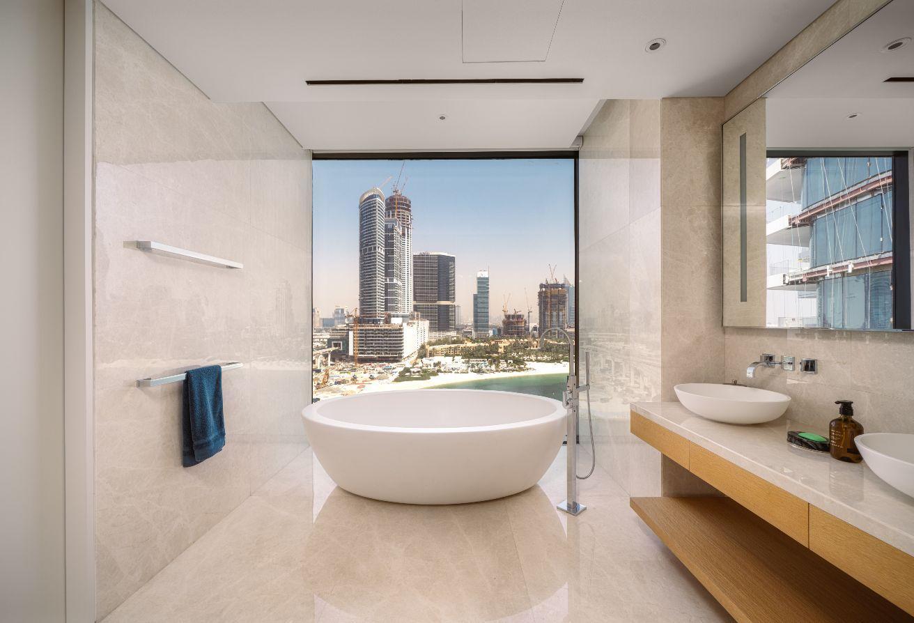 4-bedroom Luxury Residence | Fully furnished photo 11