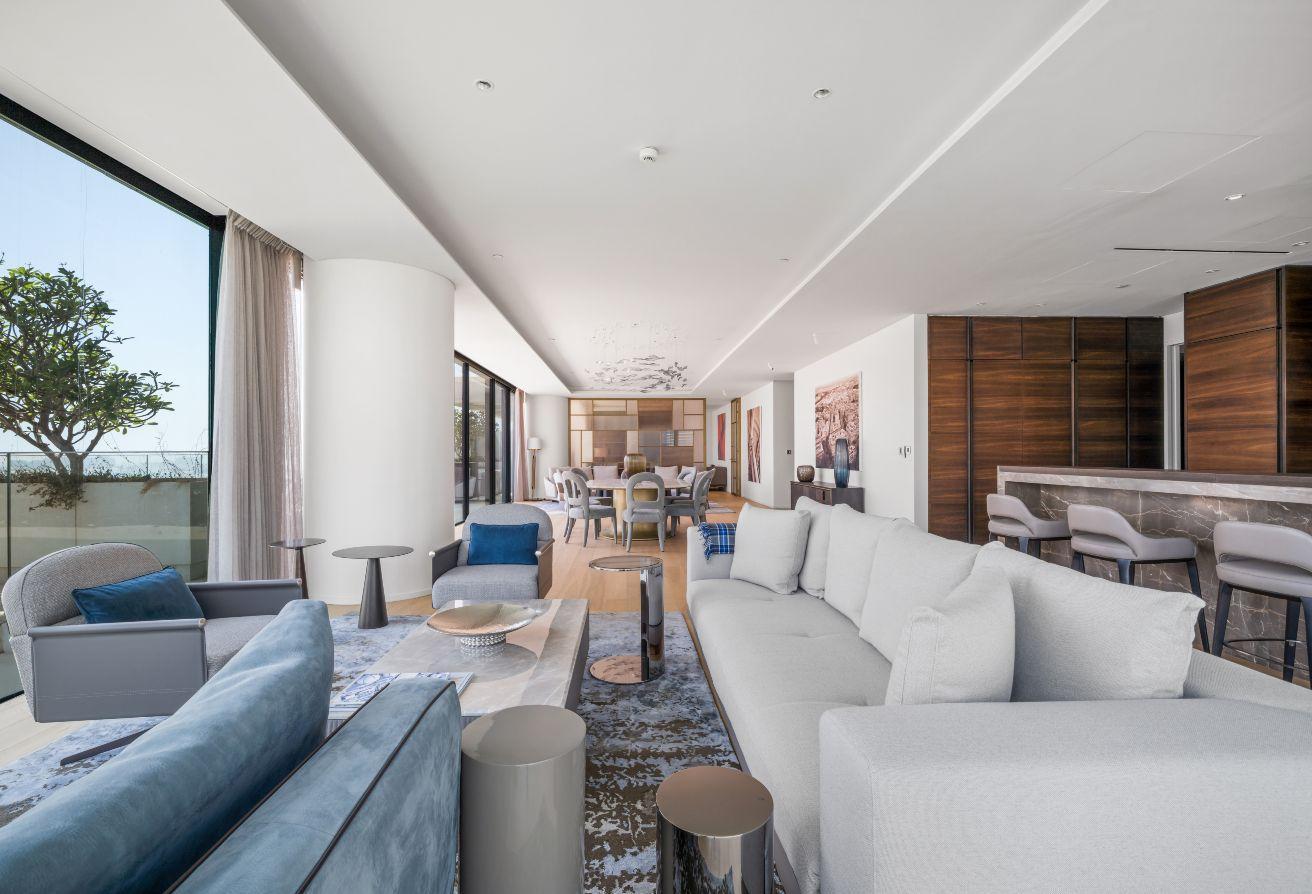 4-bedroom Luxury Residence | Fully furnished photo 6
