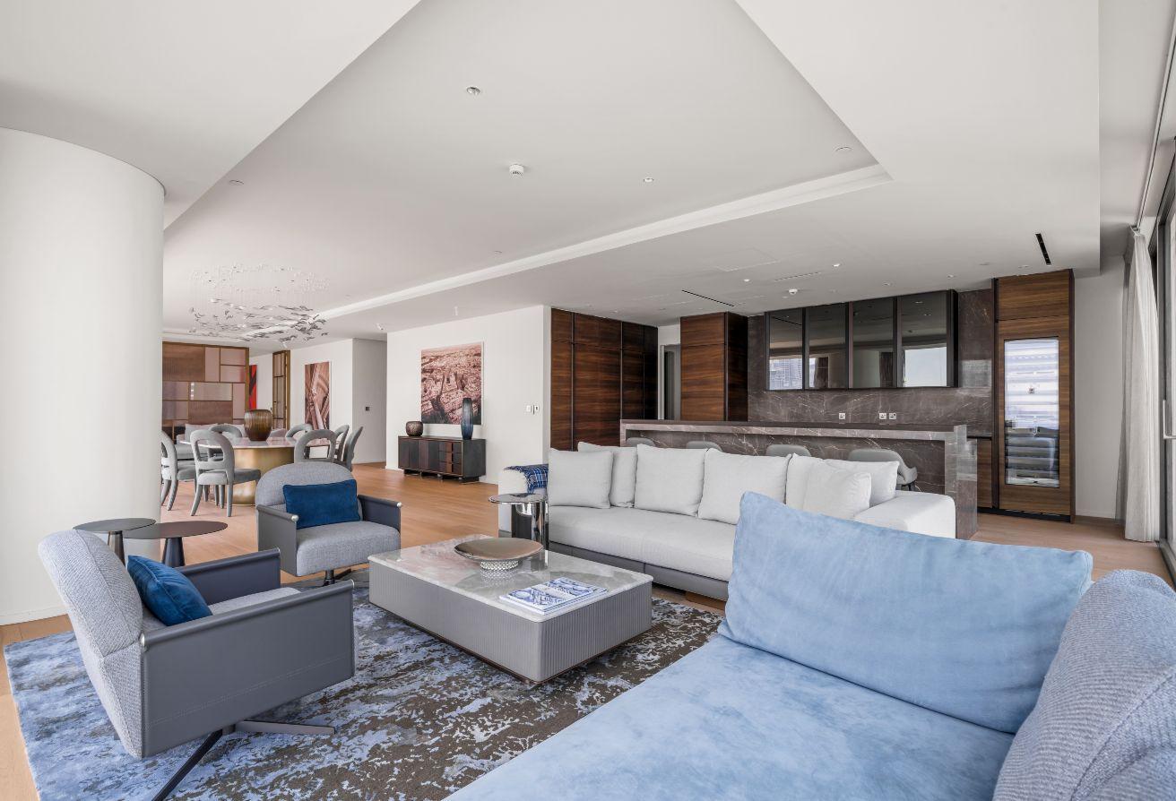 4-bedroom Luxury Residence | Fully furnished photo 5