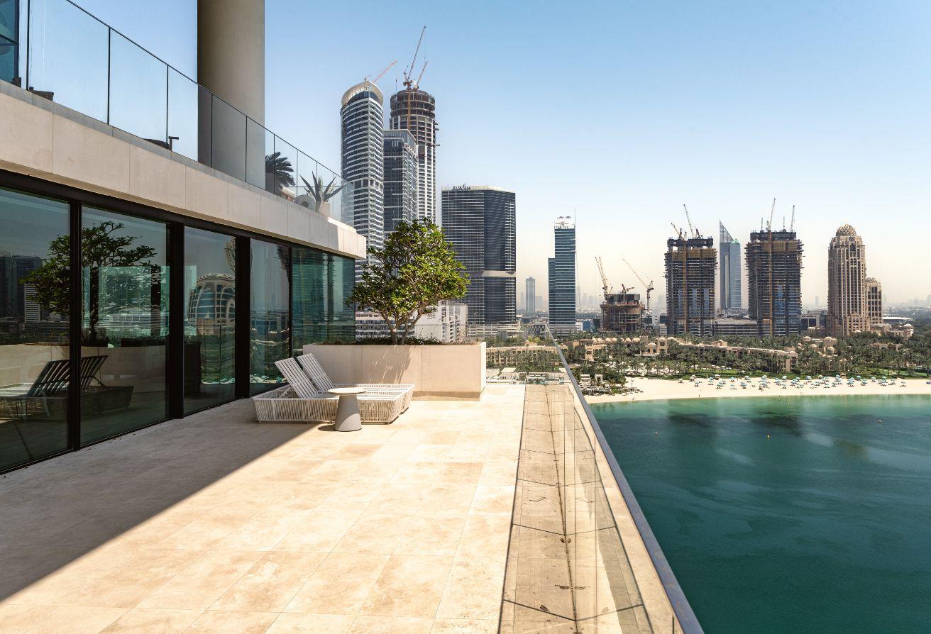4-bedroom Luxury Residence | Fully furnished photo 21