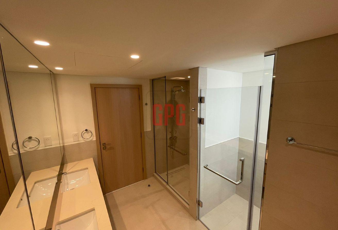 Spacious 4BR | Close to Amenities | Prime Location photo 6