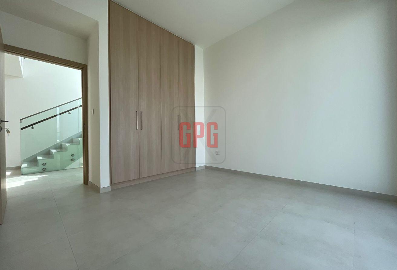 Spacious 4BR | Close to Amenities | Prime Location photo 10